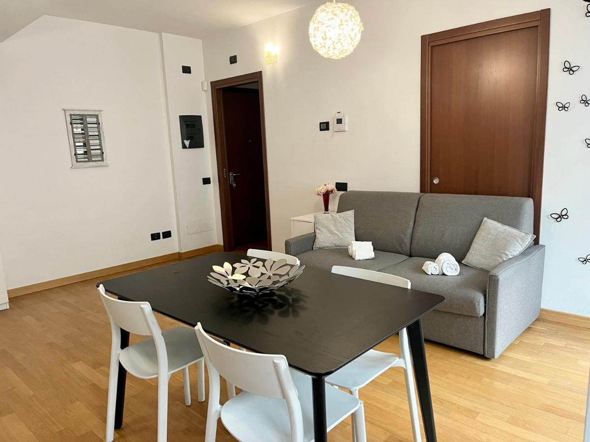 Con Giardino Max 6 Persone Sulla Mm3 Gialla Appartamento *